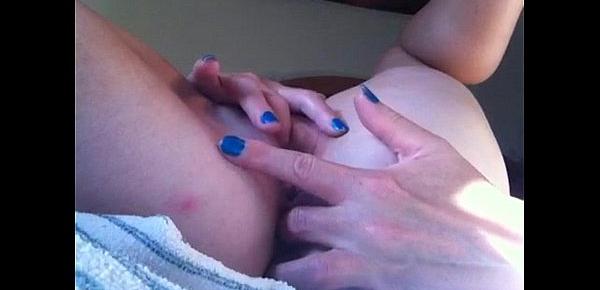  Early morning fingering of my arse and pussy thinking of you makes me squirt